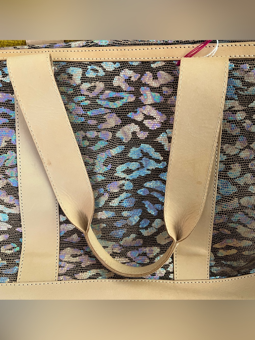 Consuela Iris Max Tote w/Strap - Picture 15 of 15